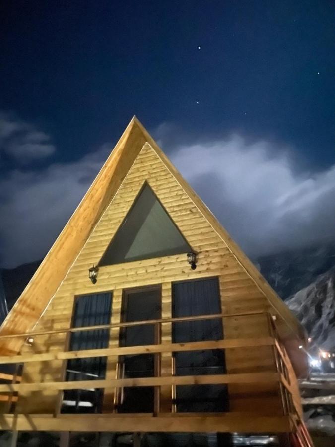 Aura Cottages Kazbegi Ngoại thất bức ảnh