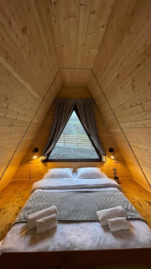 Aura Cottages Kazbegi Ngoại thất bức ảnh