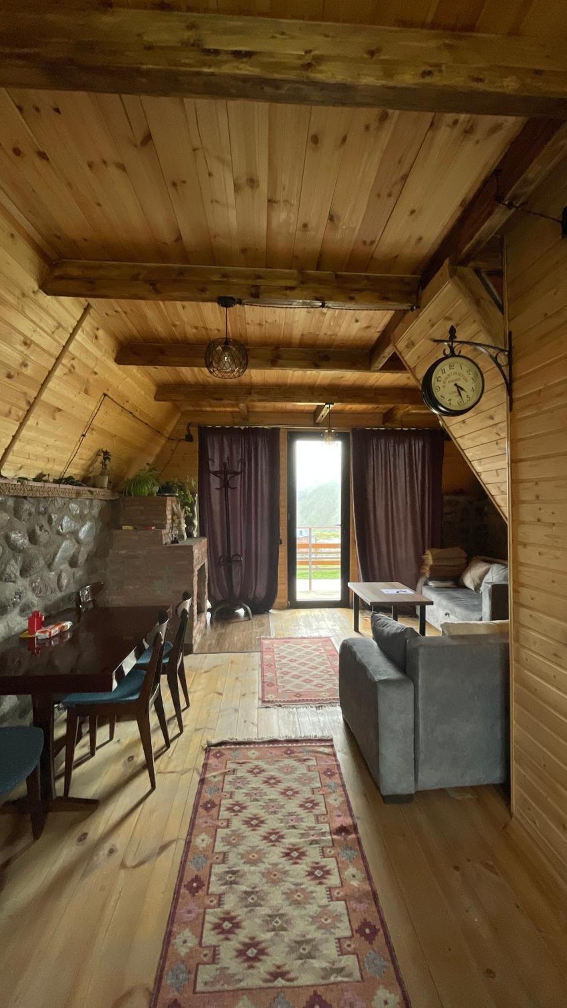 Aura Cottages Kazbegi Ngoại thất bức ảnh