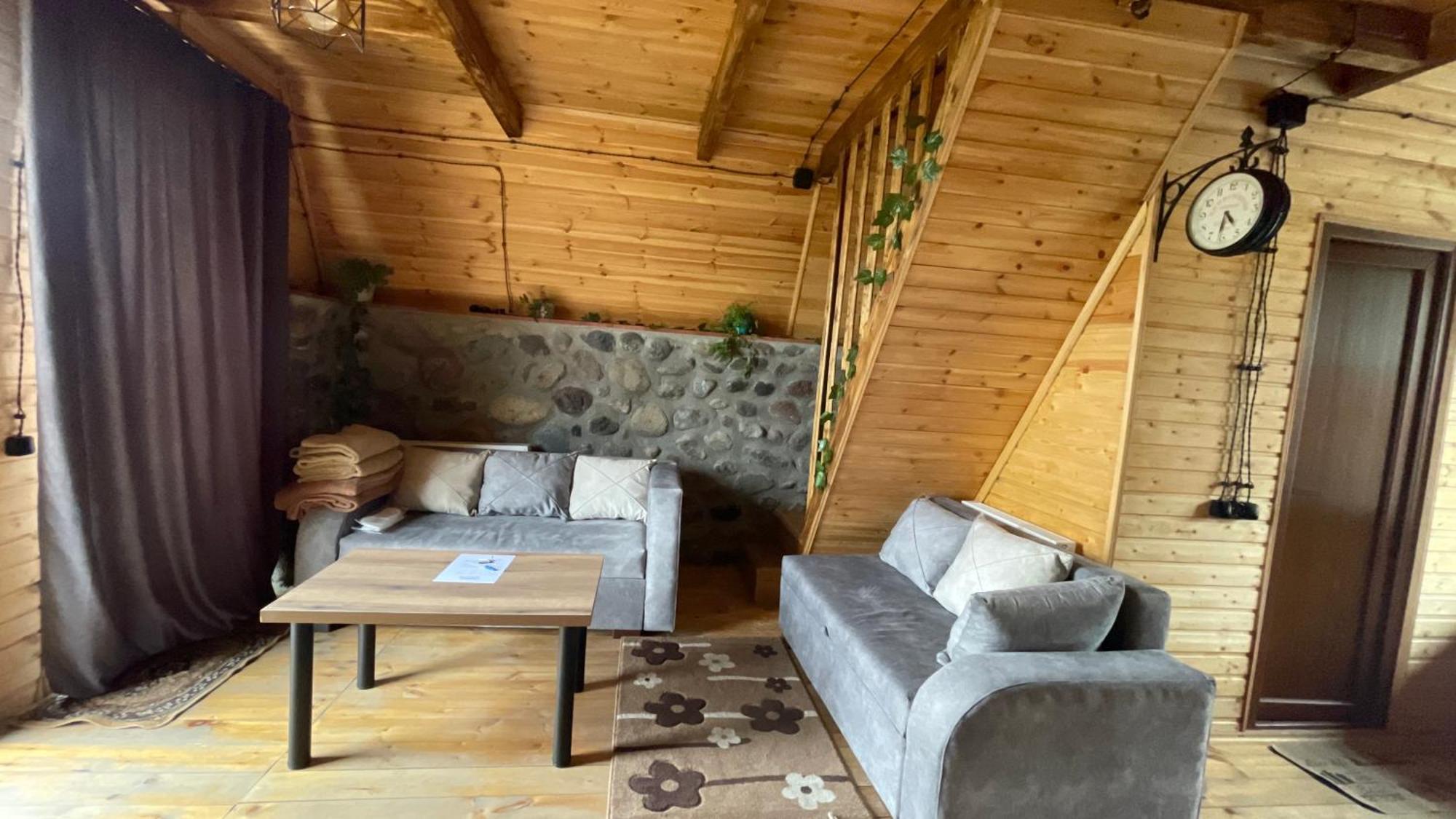Aura Cottages Kazbegi Ngoại thất bức ảnh